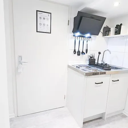 Apartment Alfa-ludwigsburg-city-3-zimmer-5-betten-kueche-netflix-inet-wm Ludwigsburg